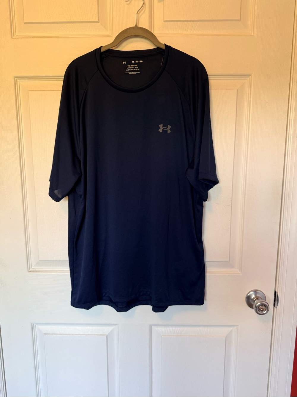 Men’s Under Armour Navy Performance Short Sleeve Tee NWT